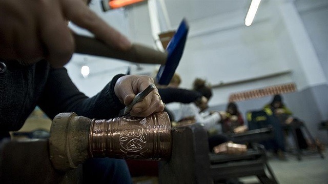 Esnaf ve sanatkara 21 milyar liralık destek