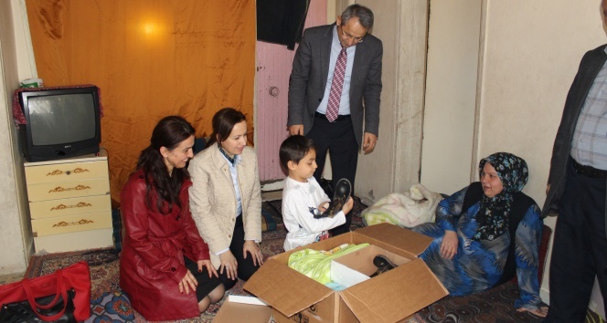 Esnafın darp ettiği Suriyeli Hasan ve yeğenine hediye yağmuru