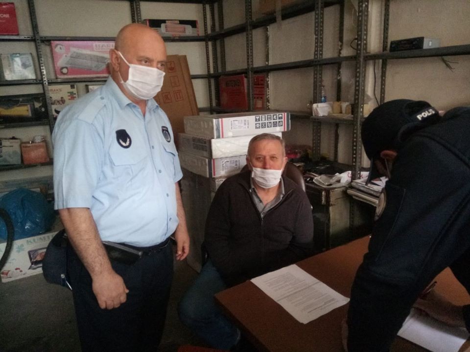 Esnaflar, polis ve zabıta ekipleri tarafından bilgilendirildi 