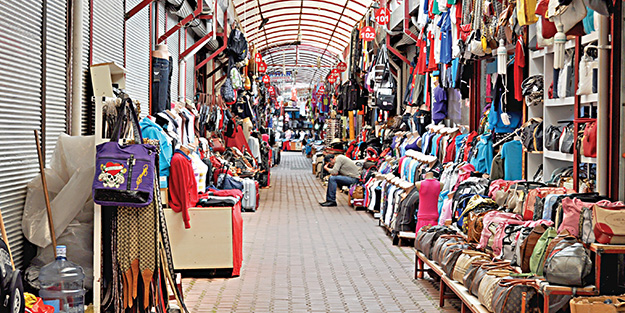 Esnaflığı bırakıp dolar tacirliğine başladılar