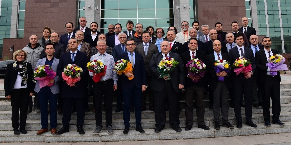 ESOGÜ, akademik performansı yüksek personelini onurlandırıyor 