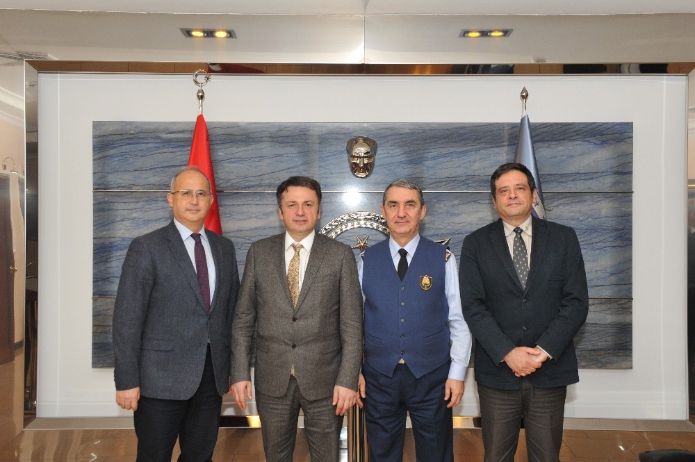 ESOGÜ Rektörü Şenocak’tan Hava Kuvvetleri Komutanı Hava Orgeneral Küçükakyüz’e ziyaret 