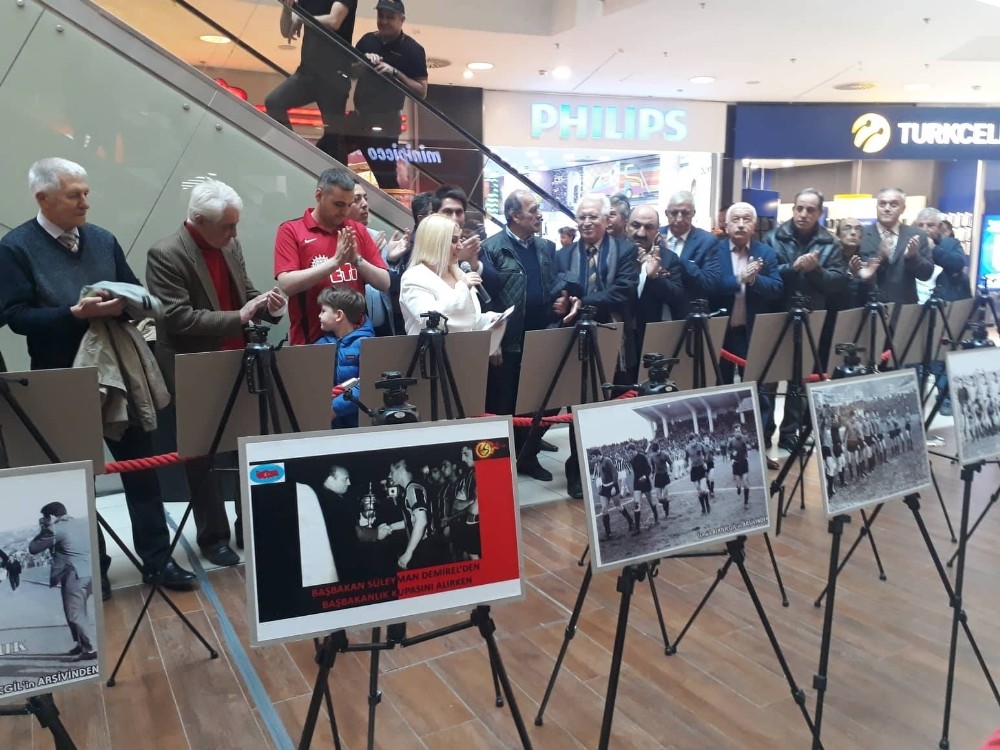 Espark’ta Eskişehirspor’un altın ayakları sergileniyor 