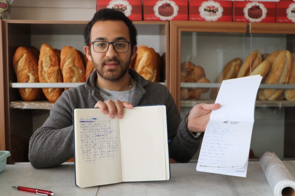 Esrarengiz hayırsever veresiye borçlarını kapattı 