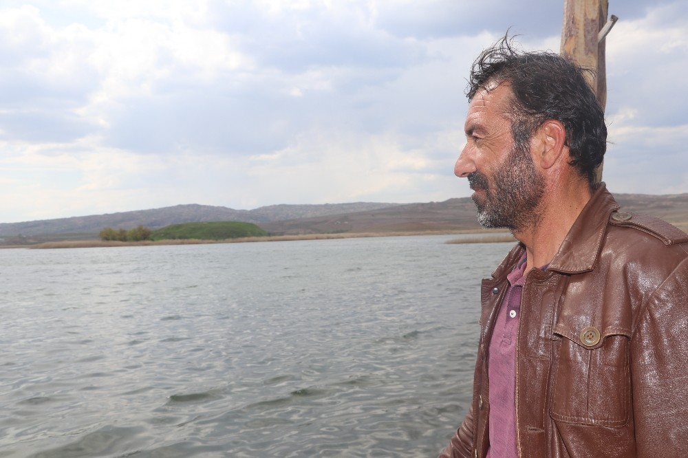 Esrarengiz höyük, görüntüsü ile dikkat çekiyor 