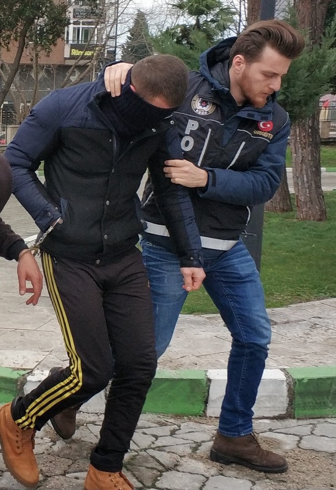 Esrarla yakalan şahıs adliyeye sevk edildi 