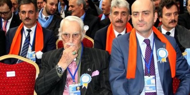 AK Parti Bursa İl Kongresi'nde sürpriz isim