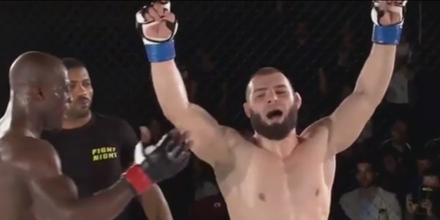 'Esselamu aleyküm' diyen Fransız sporcuya linç!