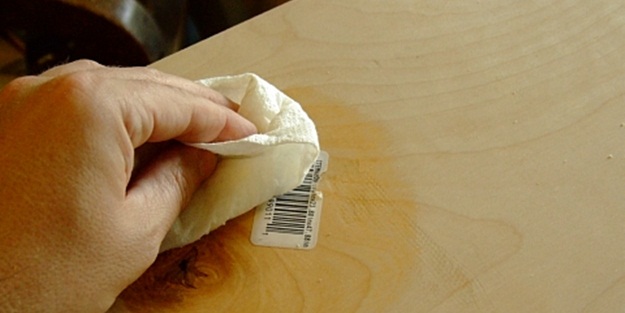 Etiket izlerini çıkarmanın yolları