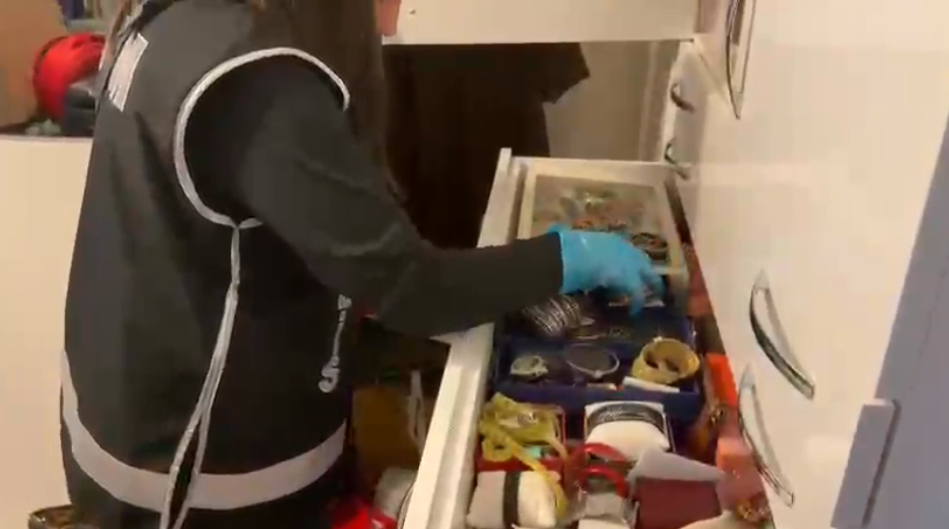 Etimesgut Belediyesi'ne operasyonda tüm detaylar! Ele geçirilenlere bakın