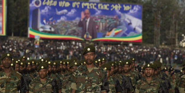 Ülke tamamen karıştı! Başbakan savaş çağrısı yaptı