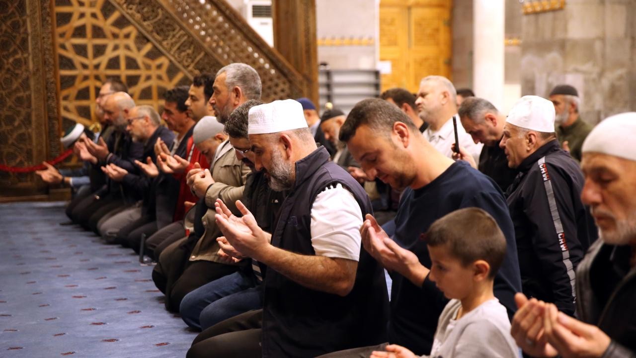 Etkili bir Müslüman nasıl davranmalıdır?