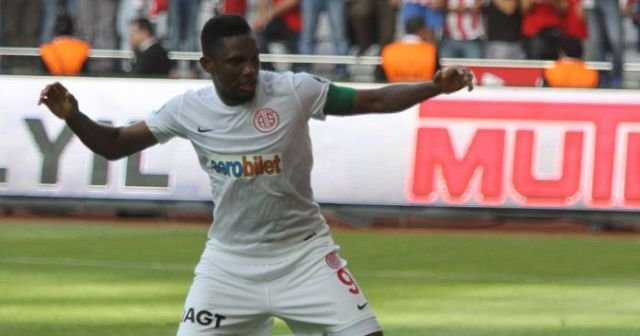 Eto’o özür diledi