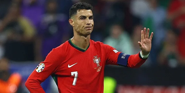 EURO 2024’te büyük hüsran! Cristiano Ronaldo gözyaşlarını tutamadı: O anlar geceye damga vurdu…