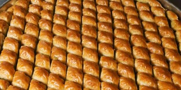 Ev baklavası tarifi, nasıl yapılır? Kolay ev baklavası tarifi