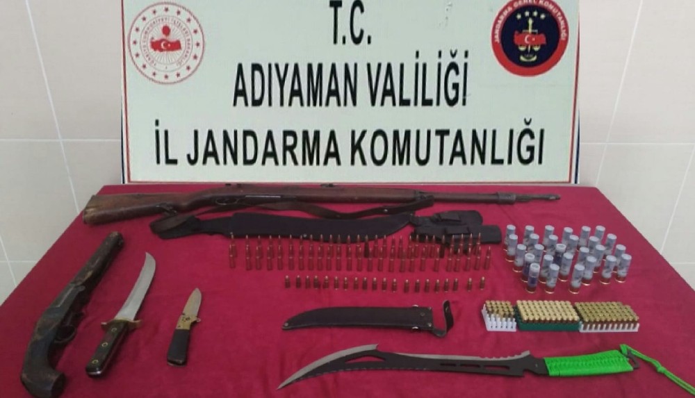 Ev değil adeta cephanelik 