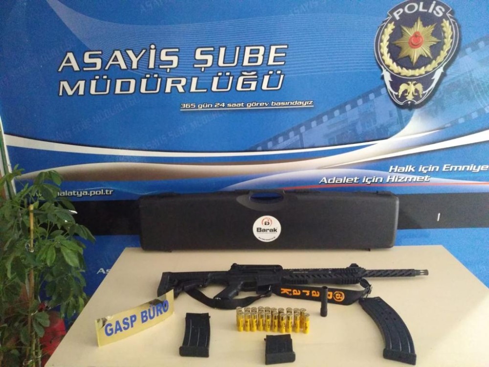 Ev kurşunlayan zanlılar operasyonla yakalandı 