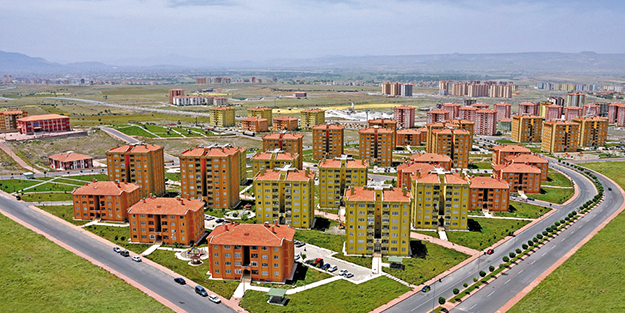 Ev sahibi olmak isteyenler buraya! 32 ilde ucuza konut satılacak