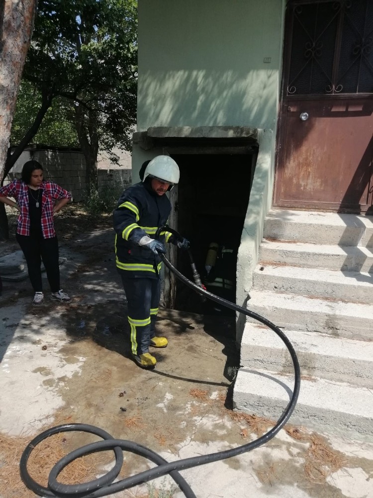 Ev yangını korkuttu 