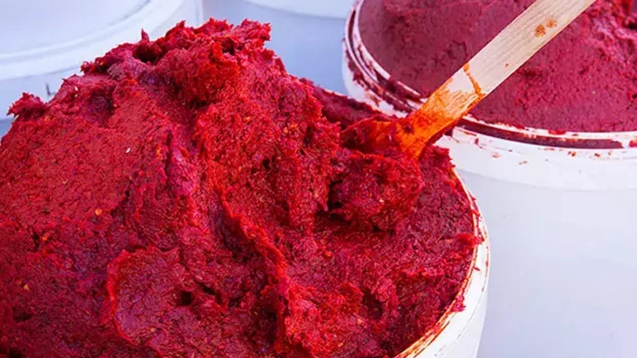 Ev yapımı domates salçası tarifi: Salça yerseniz bakın ne oluyor!