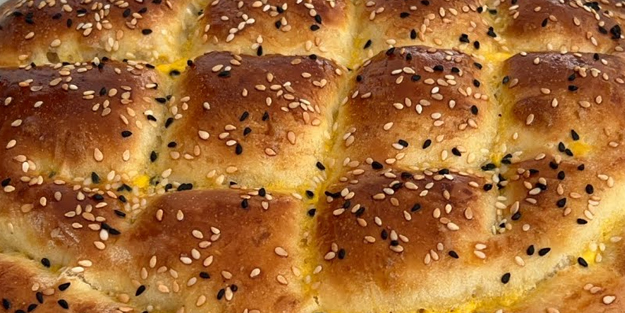 Ev yapımı gerçek Ramazan pidesi tarifi! Ramazan'dan önce listeye ekleyin