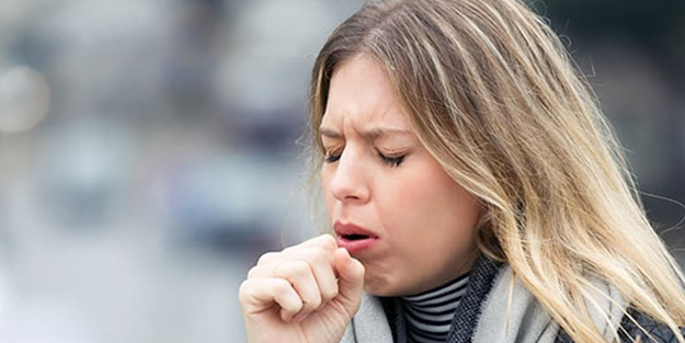 Ev yapımı öksürük şurubu: Alınmasının ardından öksürüğü şıp diye kesiyor! 1 kaşık içmek bile yetiyor