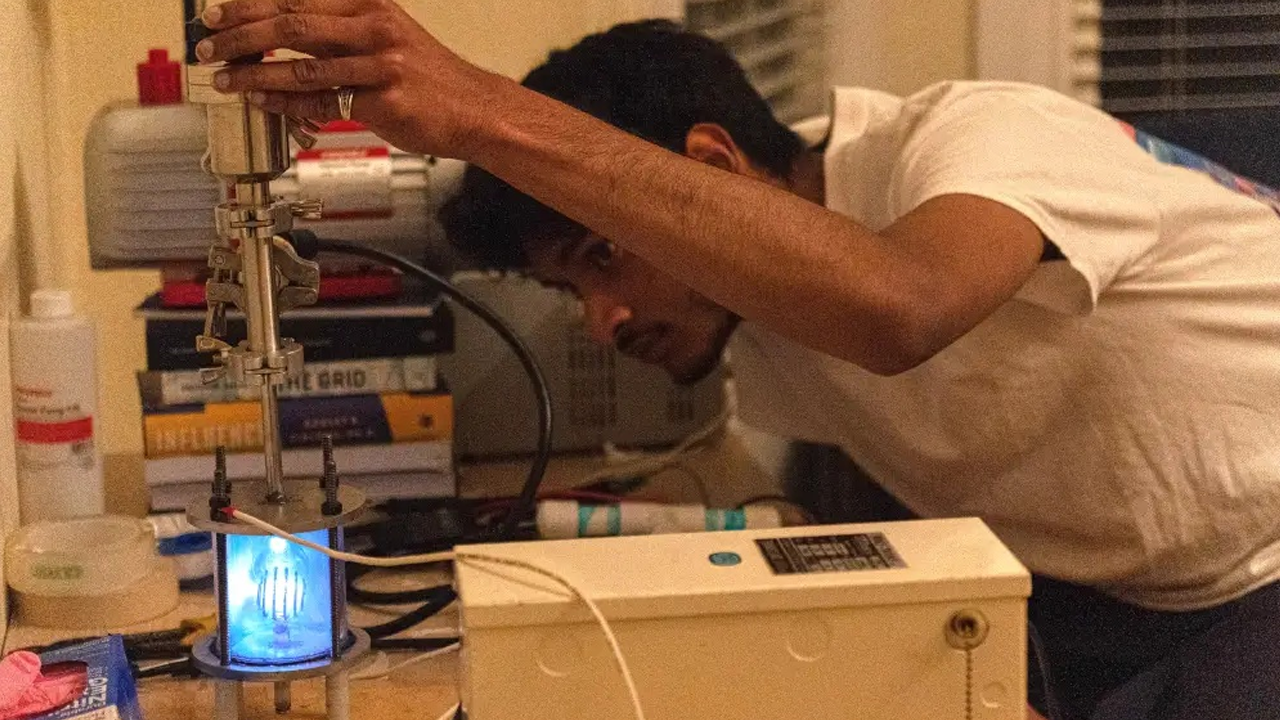 Evde atom bombası üretmek: 20 Yaşındaki öğrenci, evde kendi nükleer füzyonunu yaptı