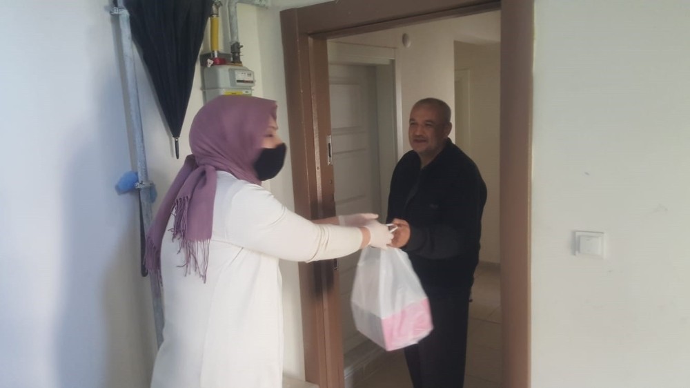 Evde bakım hizmeti alanlara destek 