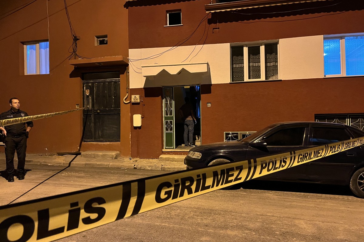 Evde çıkan tartışma kanlı bitti: 1 Ölü