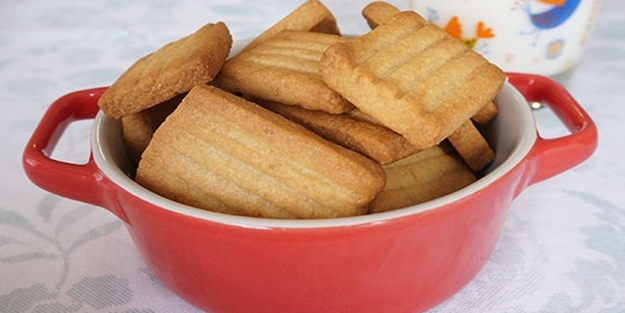 Evde doğal bebe bisküvisi nasıl yapılır?