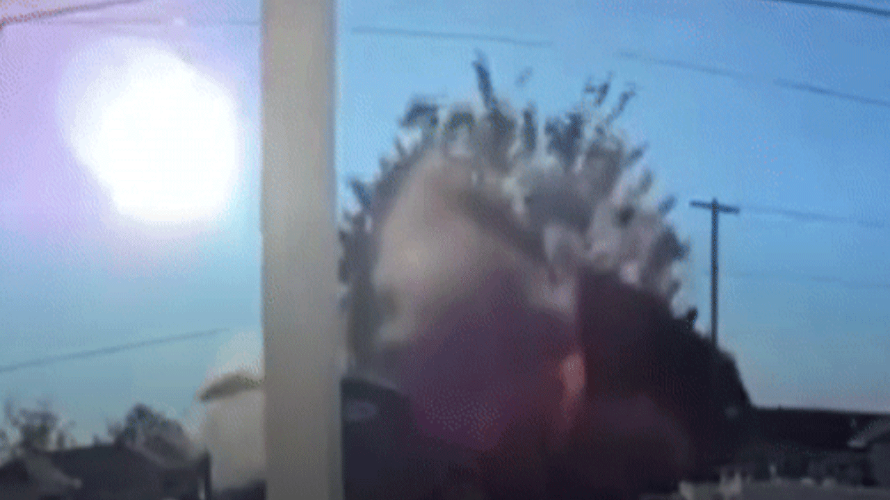 Evde doğal gaz patlaması: Çok sayıda yaralı var!