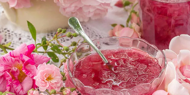 Evde Gül reçeli yapımı,Gül reçeli tarifi, Gül reçeli nasıl yapılır