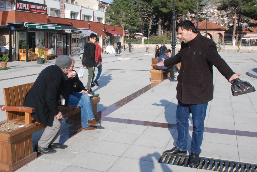 Evde kalmayanlara vatandaş tepkisi 