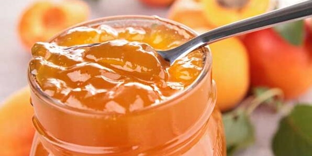 Evde kayısı reçeli nasıl yapılır? | Kayısı reçeli tarifi malzemeleri