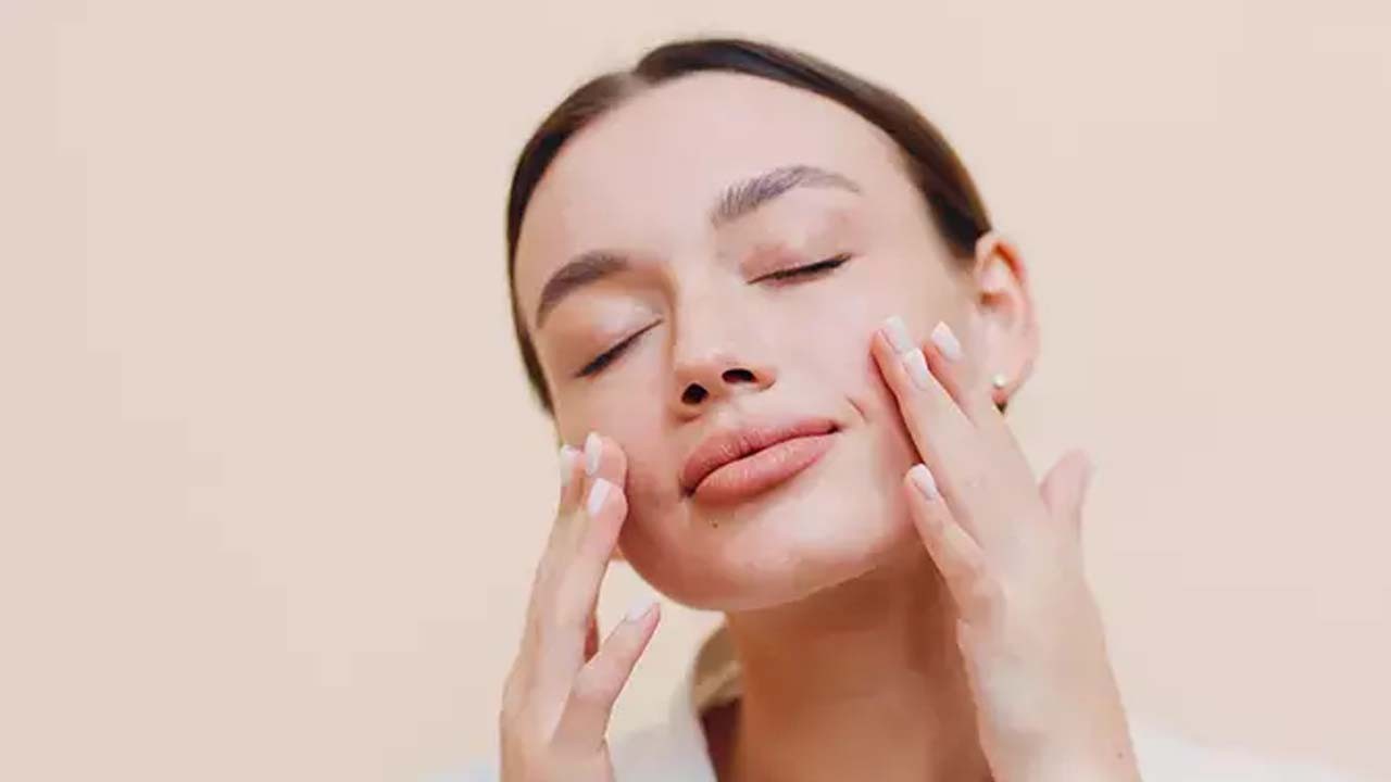 Evde kendi peeling hazırlayın: 2 malzemeyle yumuşacık olacak! O tüyosu herkesi şaşırtacak