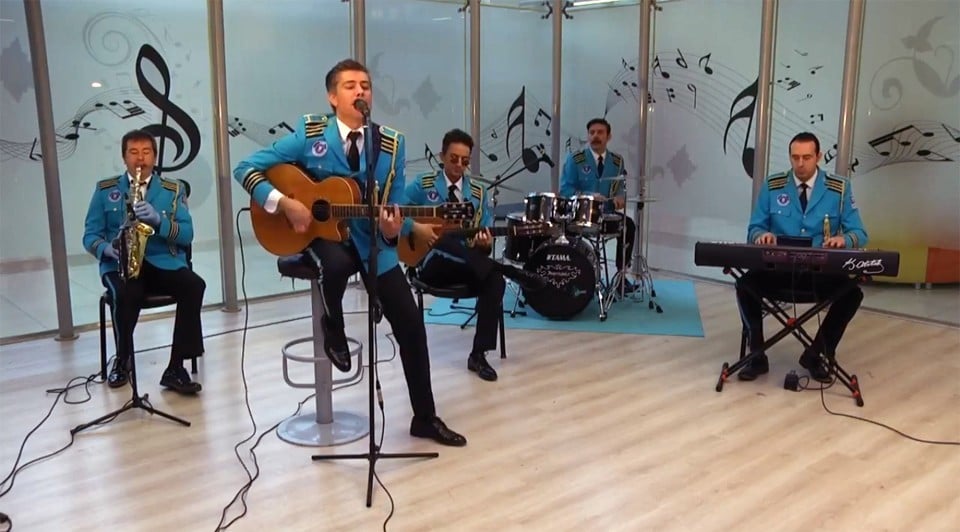 Evde konser zamanı 