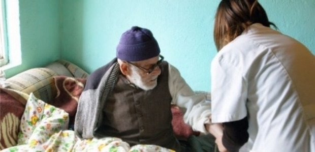 Evde sağlık hizmetlerine ihtiyaç artıyor