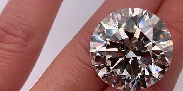 Evde temizlik yaparken buldu! 2.7 milyon dolar değerinde