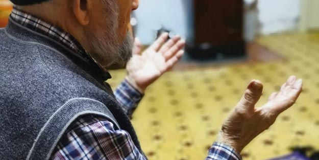 Evde teravih namazını kılarken teravihe ara verilirse yeniden niyet etmek gerekir mi?