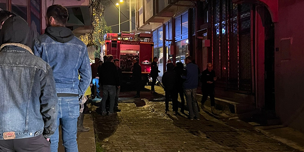 Evdeki bu tehlikeye dikkat! Bir anda alev aldı yangına sebep oldu