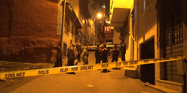 Evdeki kavgada bıçaklanan genç hayatını kaybetti