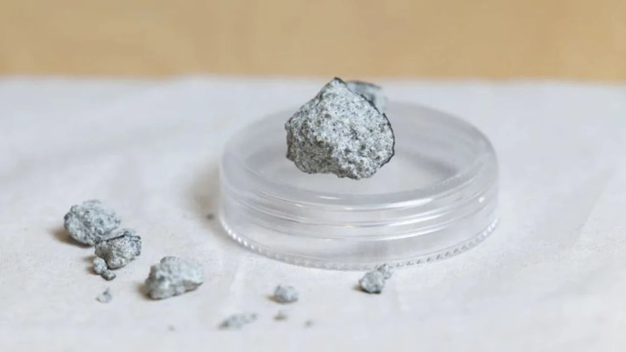 Eve düşen göktaşı dünyadan yaşlı çıktı!