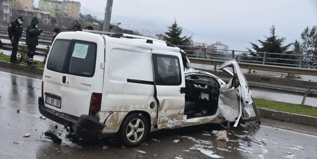 Eve servis götürüyordu... Feci kaza!