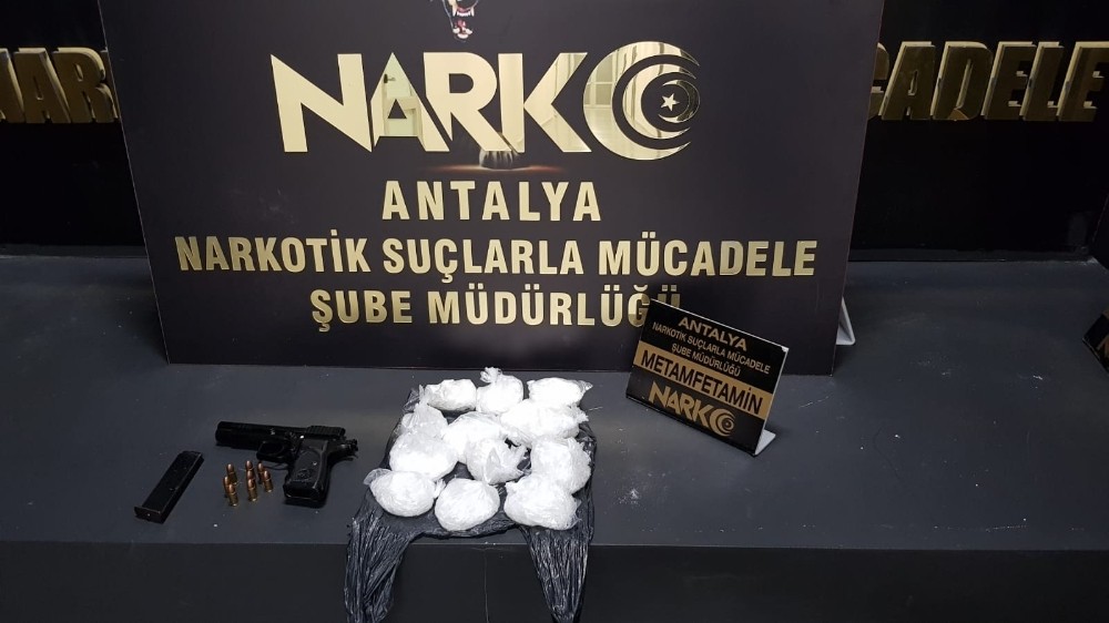 Eve uyuşturucu baskınına bir gözaltı 