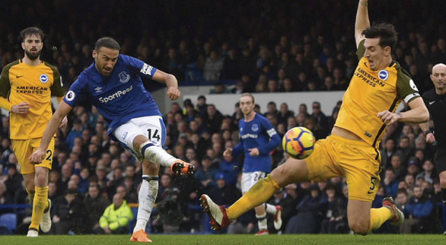 Everton'da tarihi Tosun kararı!