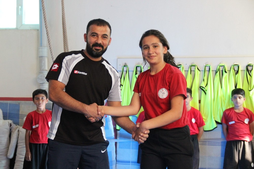 Evindar’ın Milli Takıma uzanan örnek yaşam hikayesi 