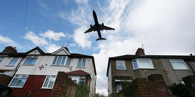 Evinin üstünden uçak geçene para verecekler!