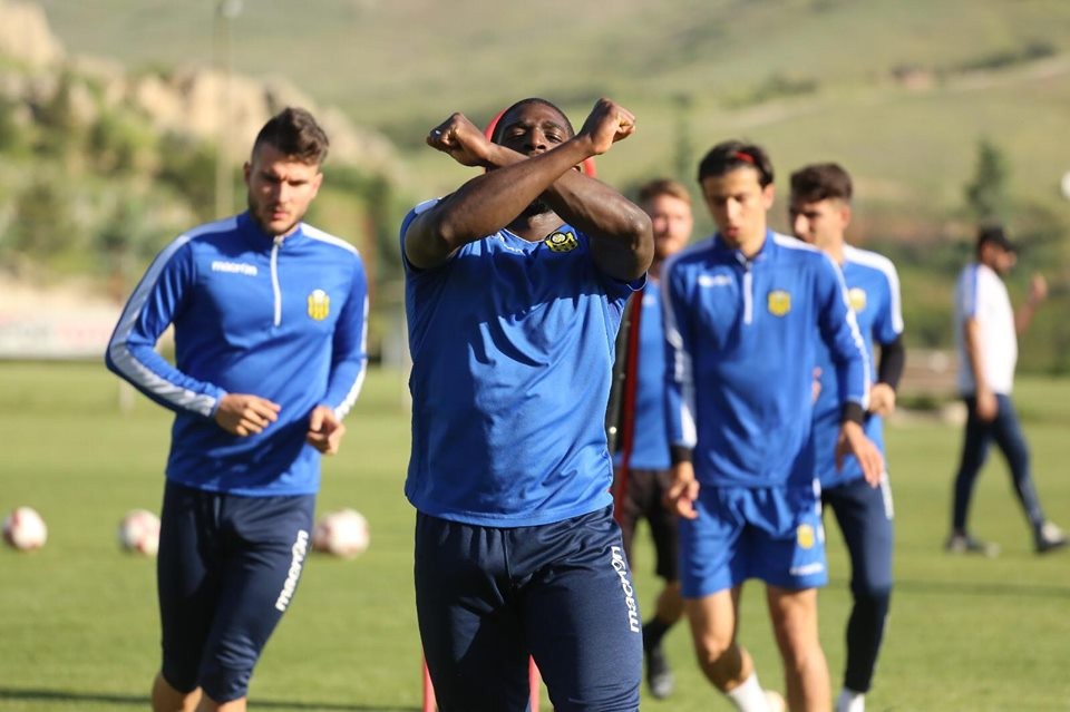 Evkur Yeni Malatyaspor’da Antalyaspor maçı hazırlıkları sürüyor 
