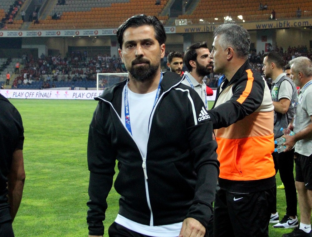 Evkur Yeni Malatyaspor’dan genç hocaya kanca 