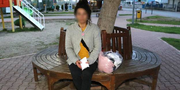 Evladının tehditleriyle yaşayan anne, ölüm korkusuyla parkta kalıyor